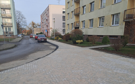 Opravené chodníky na sídlišti U Bažantnice